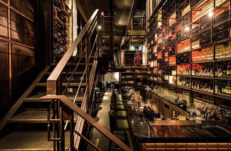 Rabbit Hole: A Journey into Mixology Wonderland