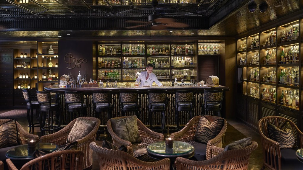 The Bamboo Bar: Jazz and Cocktails at Mandarin Oriental