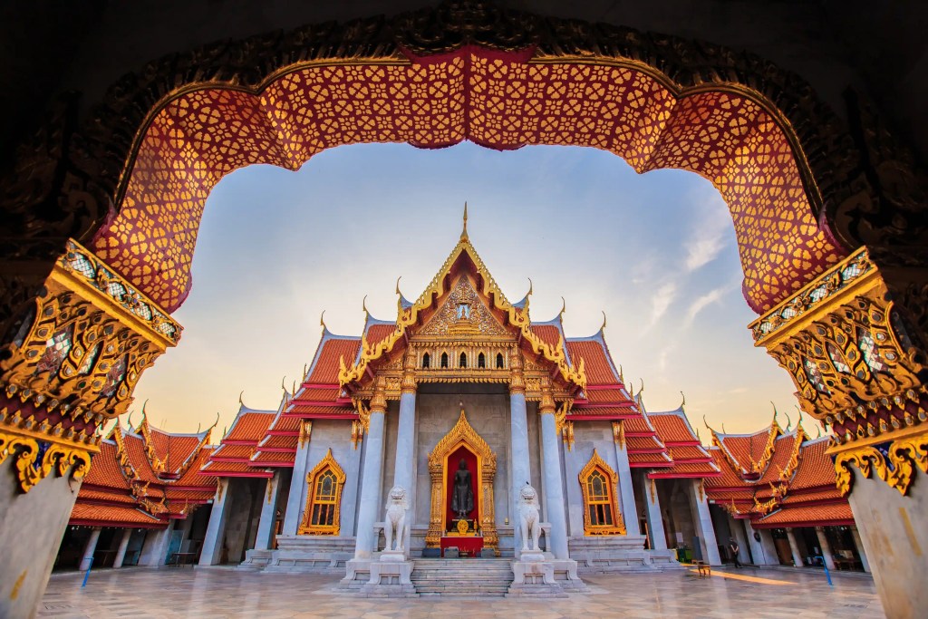 Wat Benchamabophit (Marble Temple)