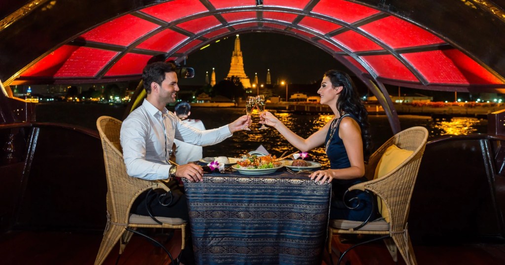 Romantic Dinner Cruises.
