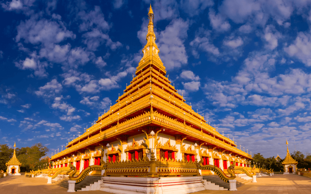 Phra Mahathat Kaen Nakhon