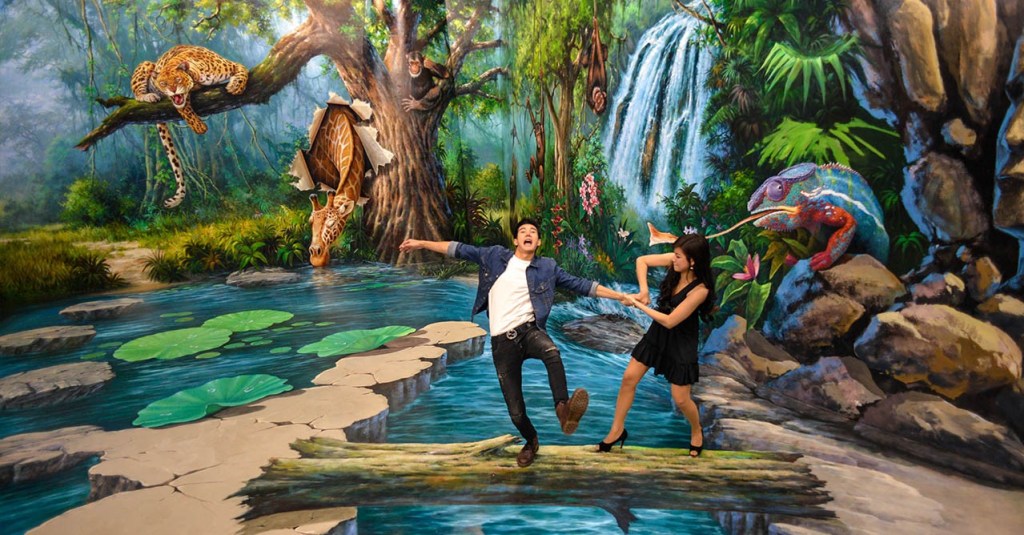 Art in Paradise. Photo: City tours